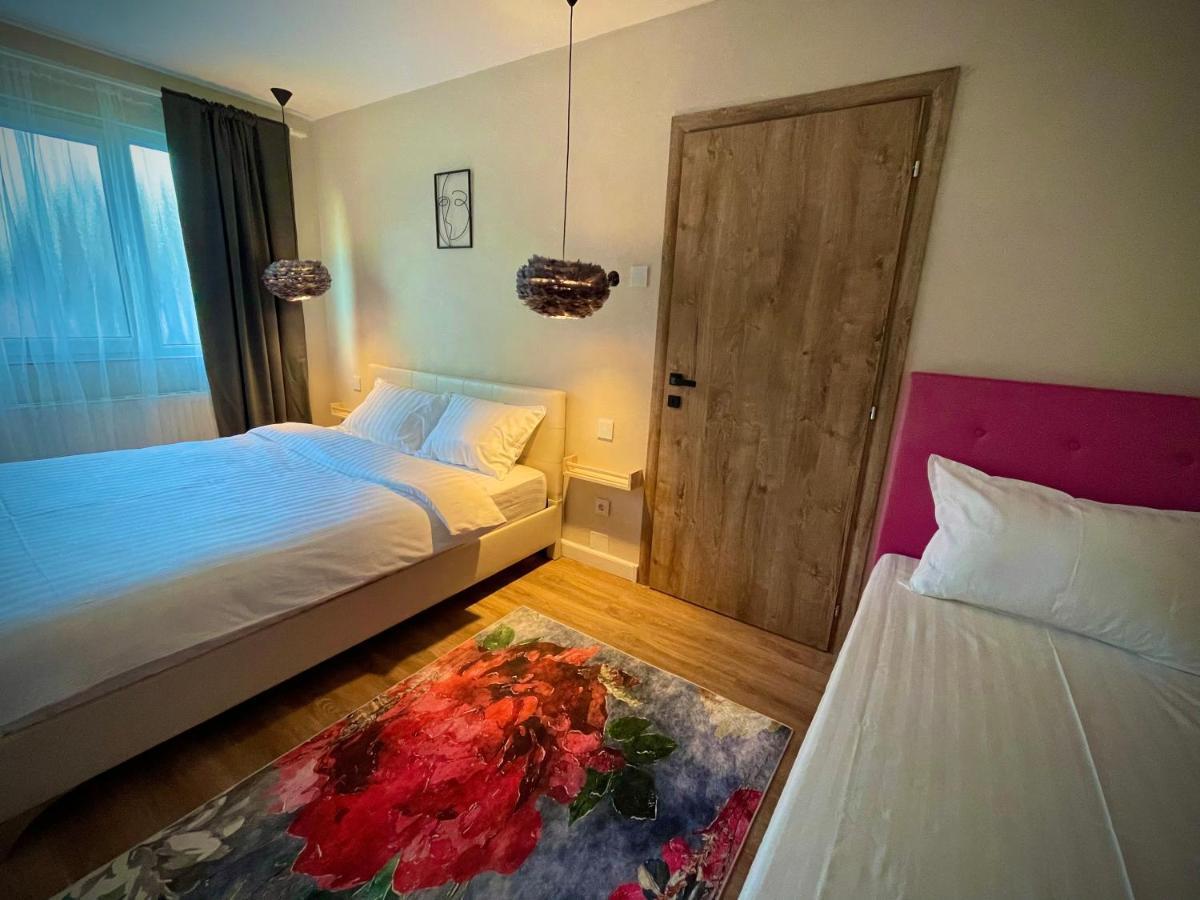 Best Place To Stay-Self Check In-24H Resita Exterior foto
